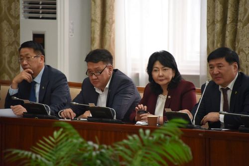 ШУУД: Зээлийн эргэн төлөлтийн хугацааг хойшлуулах шийдвэр хэрэгжихгүй байна